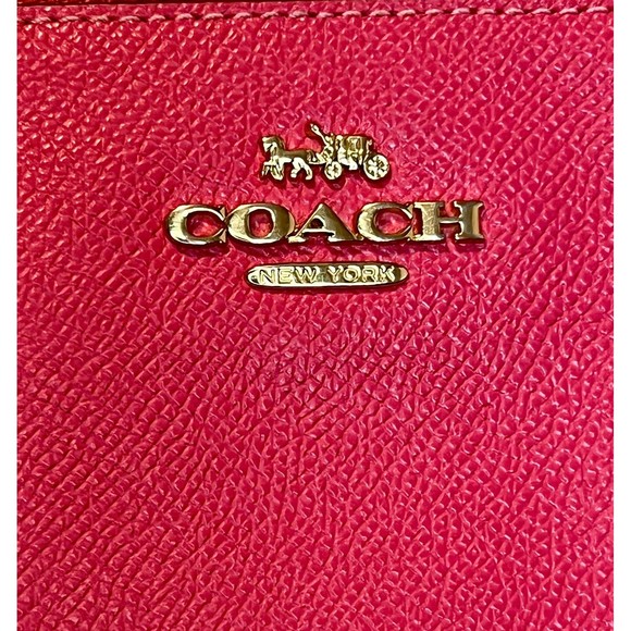 Coach - Picture 7 of 8